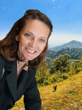 Hélène Lerch, Agente immobilière à Lorgues